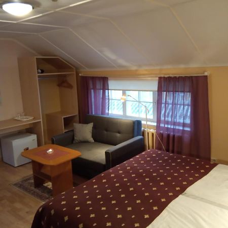 Repo Hotel Курессааре Экстерьер фото
