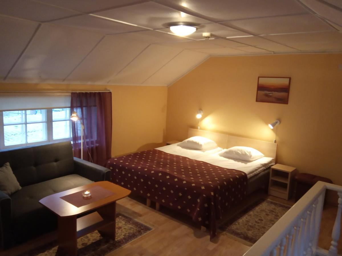 Repo Hotel Курессааре Экстерьер фото
